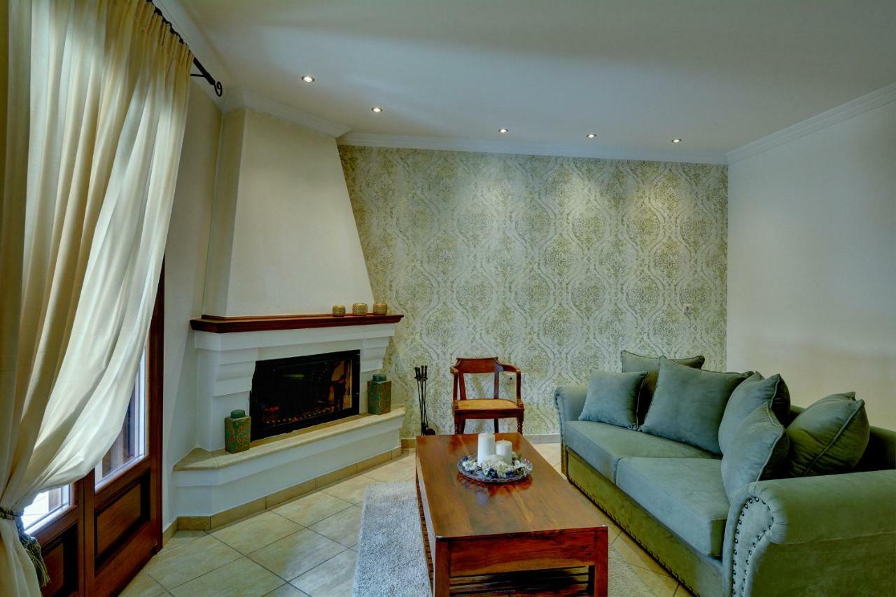 Iatrou Guesthouse Portaria  Bagian luar foto